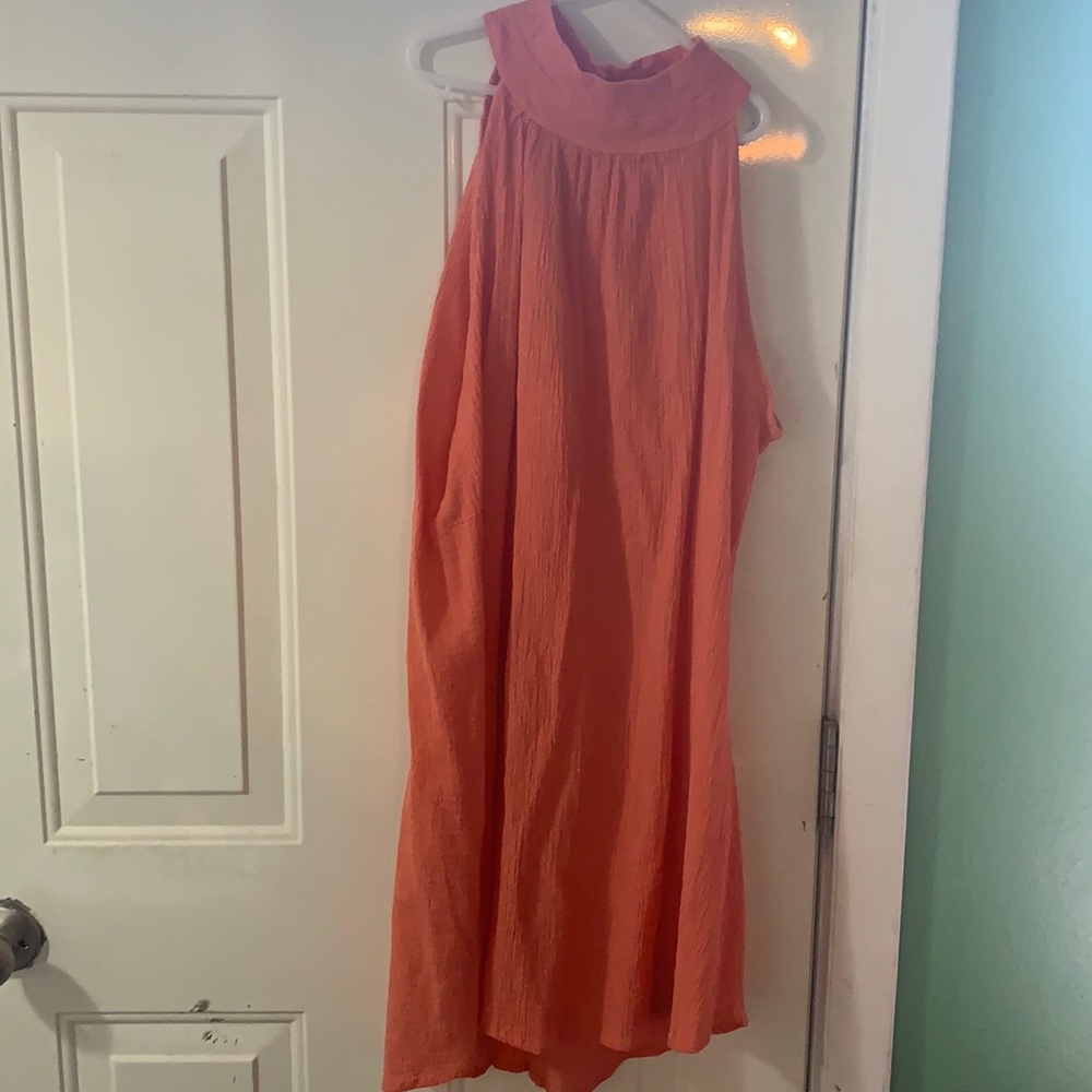 Short dress